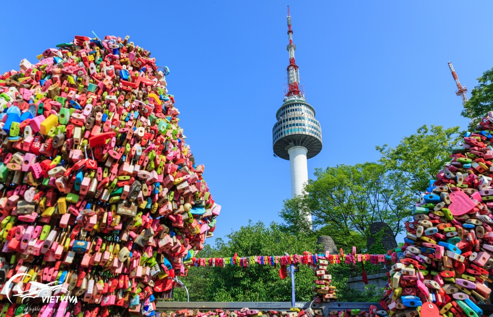 Ổ khóa tính yêu trên tháp Namsan